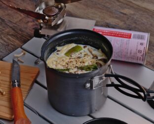 アウトドア用品